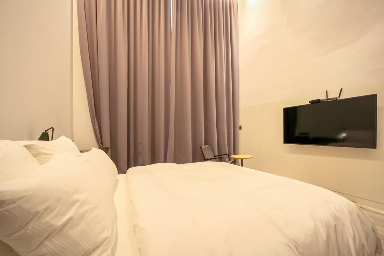 Js Boutique Hotel Hwaseong Exterior photo