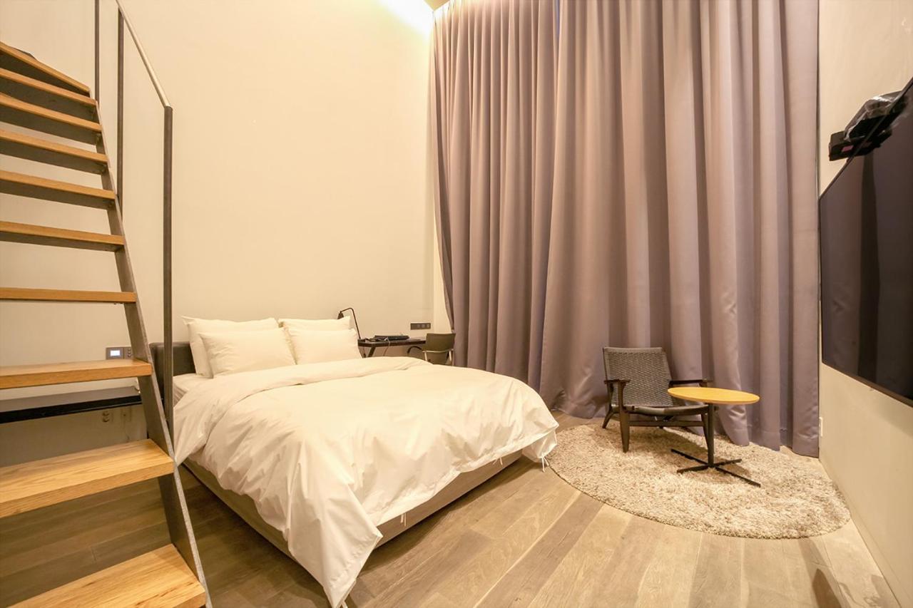 Js Boutique Hotel Hwaseong Exterior photo