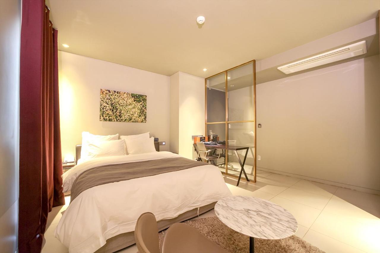 Js Boutique Hotel Hwaseong Exterior photo